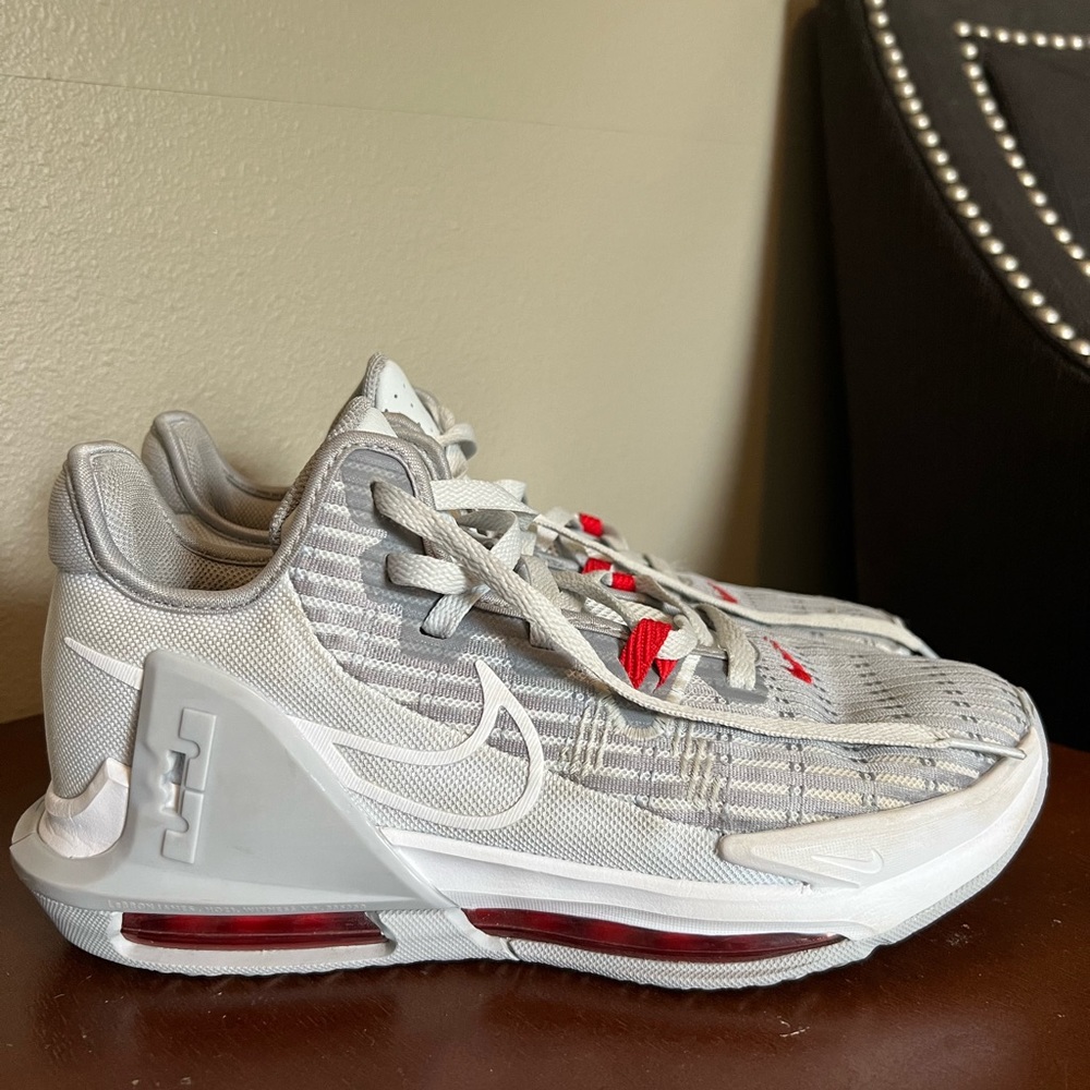 Nike Lebron Witness 6 Pure Platinum Men’s Basketball Shoes